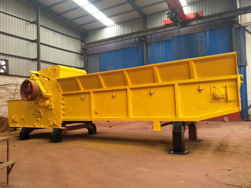 weiwei wood crusher can process 1.2m wide wood, new mobile wood crushing and pro