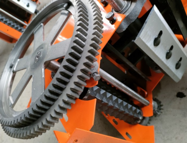 Drive and blade characteristics of the Weiwei 9ZP-0.4 chaff cutter series
