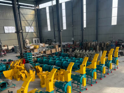 Vertical grass kneading machine 480-630 type