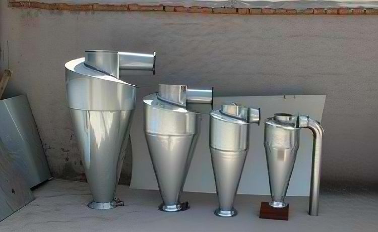 cyclone dust extractor