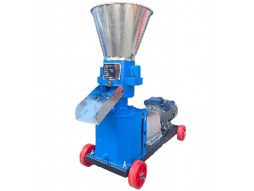 One Flat-Die Pellet Mill, Two Feed Recipes: Weiwei Machinery FPL-150 Makes Roughage-Rich Pellets for Cattle and Sheep and Concentrate-Rich Pellets for Poultry